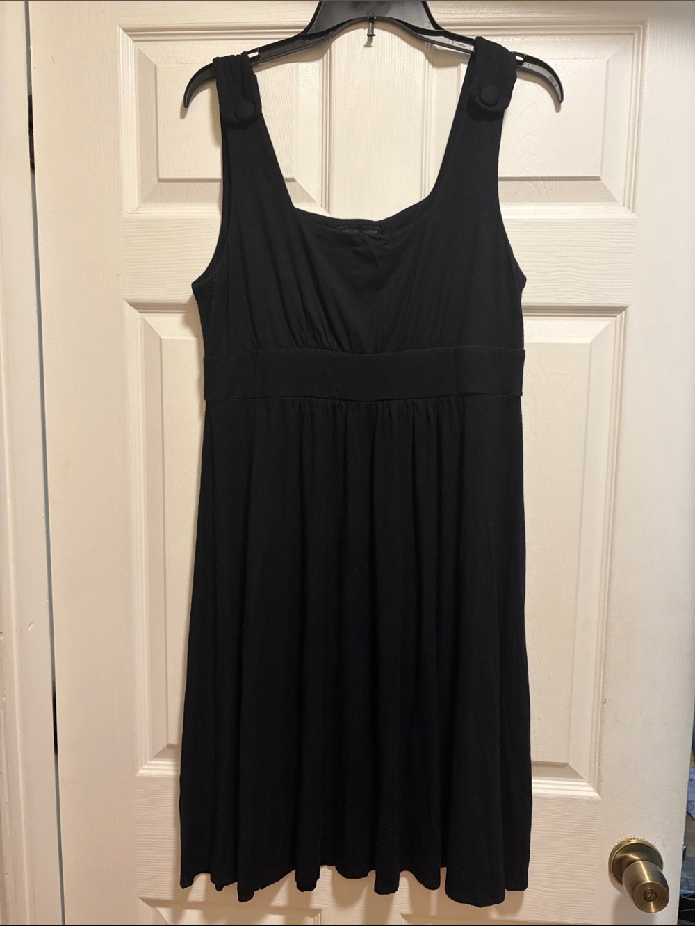 Madison Studio Black Sleeveless Scoop-Neck Dress